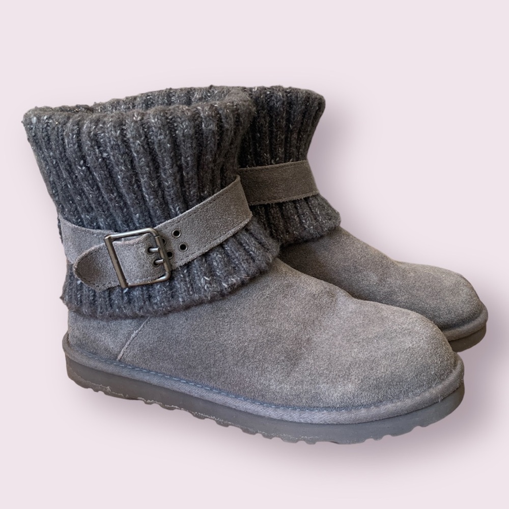 Uggs Cambridge Buckle Boots